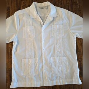 Cubavera Authentic Embroidered Guayabera Button Shirt